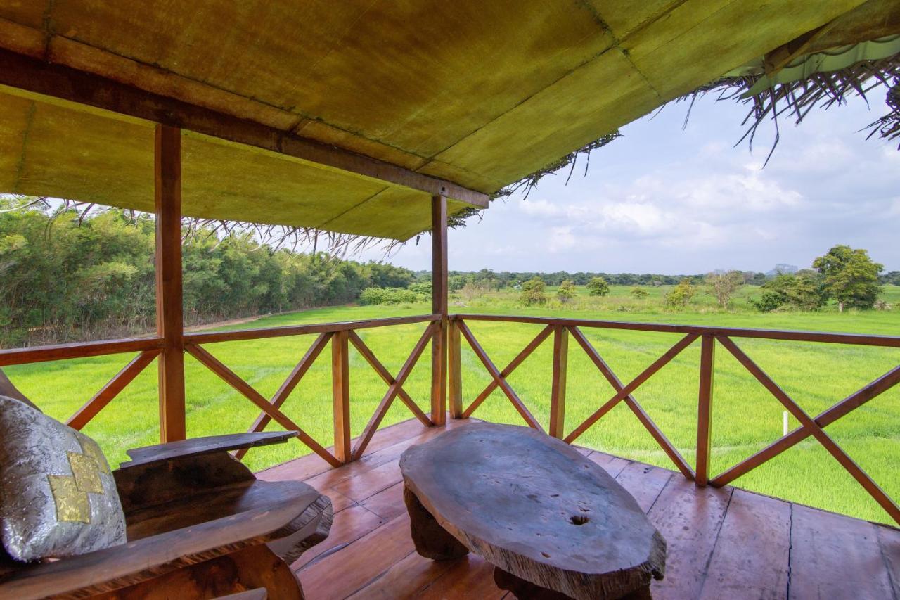 The Hideout Sigiriya Villa Exterior photo