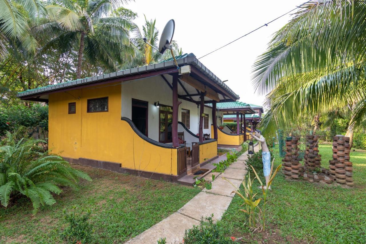 The Hideout Sigiriya Villa Exterior photo